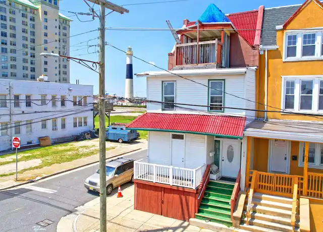 Property at 219 Oriental Ave #2, Atlantic City, NJ, 08401, 3 beds, 1 bath, [object Object]
