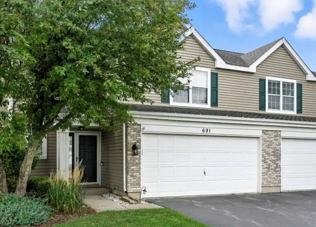 Property at 691 Savannah Ln, Crystal Lake, IL, 60014, 3 beds, 2.5 baths, [object Object]