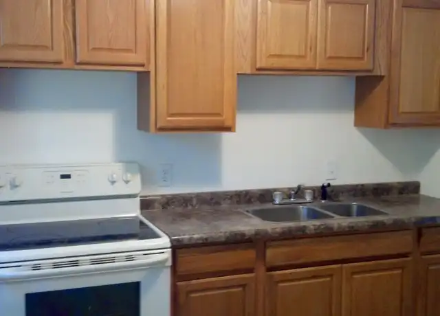 Property at 4808 Ventura Dr, Toledo, OH, 43615, 3 beds, 1 bath, [object Object]
