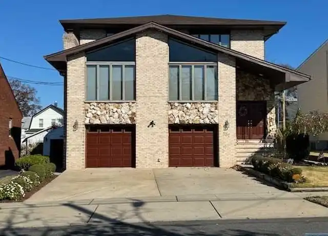 Property at 537 2nd Ave Unit 2, Lyndhurst, NJ, 07071, 3 beds, 2 baths, [object Object]