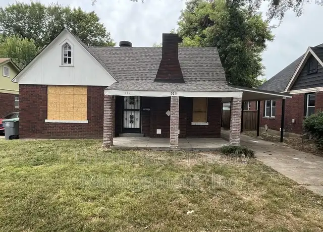 Property at 923 Garland St, Memphis, TN, 38107, 3 beds, 1 bath, [object Object]
