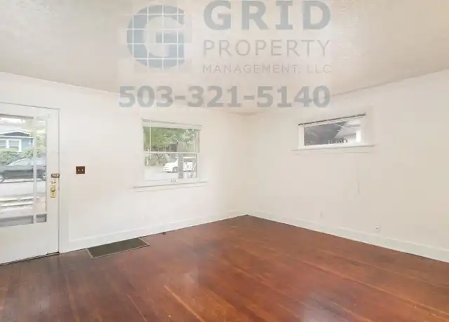 Property at 9037 NE Humboldt St, Portland, OR, 97220, 2 beds, 1 bath, [object Object]