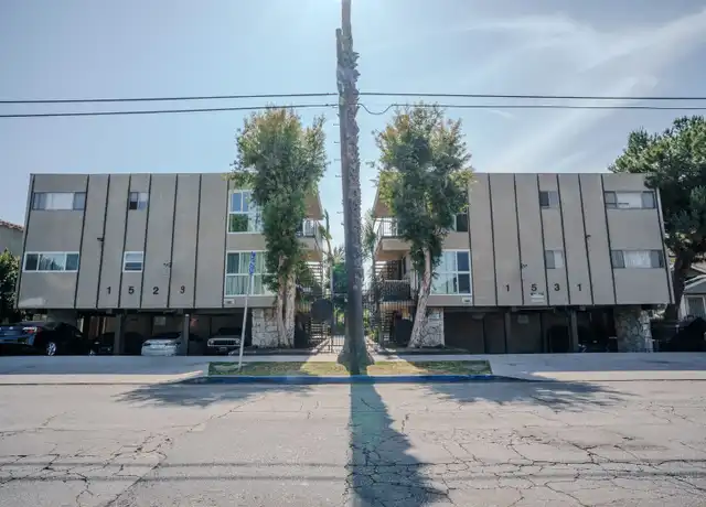 Property at 1529 Junipero Ave Unit 1531 Junipero 4, Long Beach, CA, 90804, 2 beds, 1 bath, [object Object]