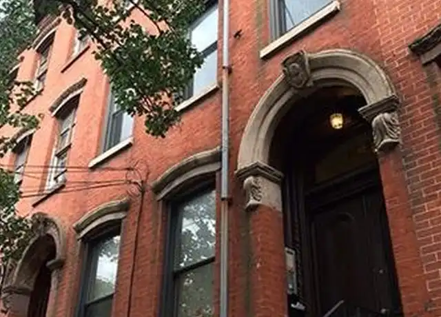 Property at 169 Grand St Unit 4 (Top), Jersey City, NJ, 07302, 2 beds, 1 bath, [object Object]