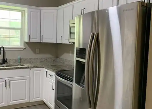 Property at 406 S 14th St, Corsicana, TX, 75110, 3 beds, 1 bath, [object Object]
