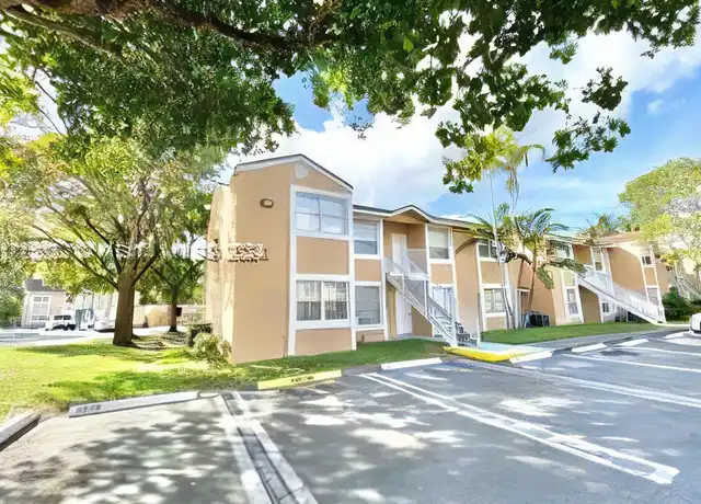 Property at 8043 SW 21st Ct, Miramar, FL, 33025, 2 beds, 2 baths, [object Object]