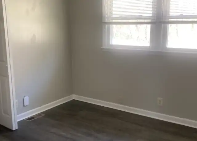 Property at 114 Turner St, Ashland City, TN, 37015, 2 beds, 1 bath, [object Object]