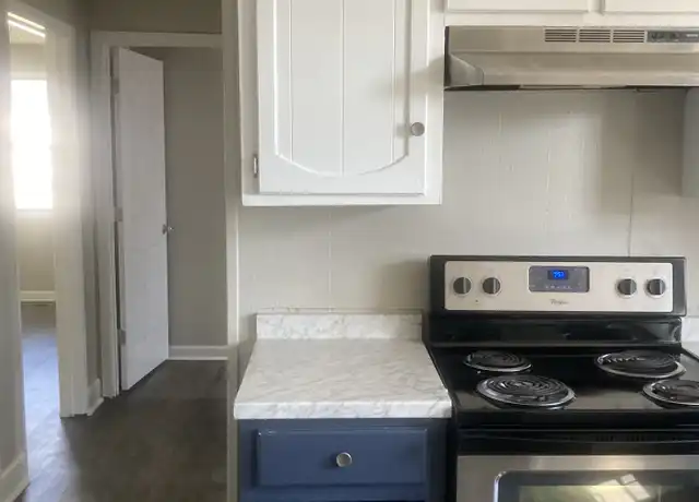 Property at 114 Turner St, Ashland City, TN, 37015, 2 beds, 1 bath, [object Object]