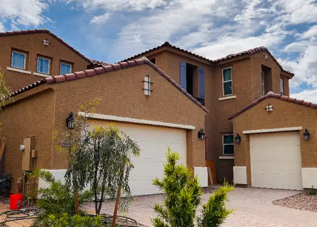 Property at 8609 W Solano Dr Unit NA, Glendale, AZ, 85305, 5 beds, 4 baths, [object Object]