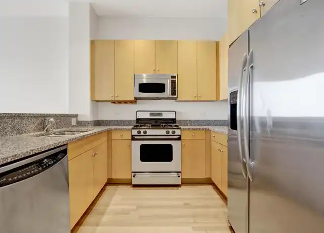 Property at 500 W Superior St, Chicago, IL, 60654, 2 beds, 2 baths, [object Object]