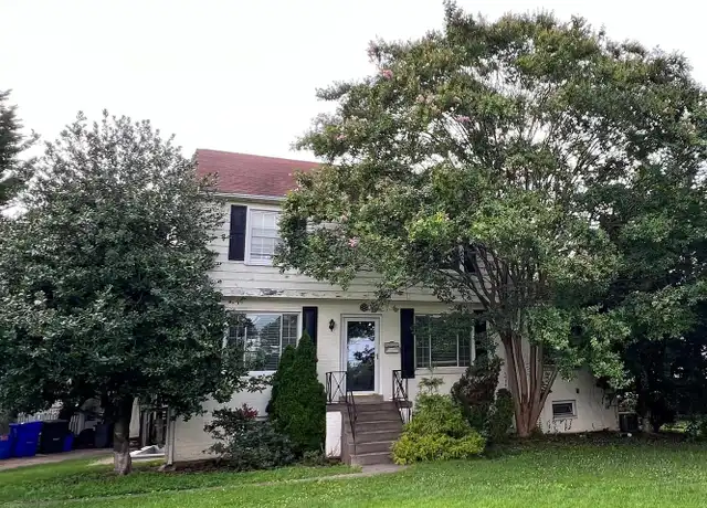 Property at 5601 Wyngate Dr, Bethesda, MD, 20817, 5 beds, 2.5 baths, [object Object]