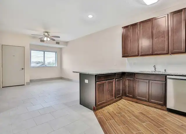 Property at 1040 Como Ave SE, Minneapolis, MN, 55414, 0 beds, 1 bath, [object Object]
