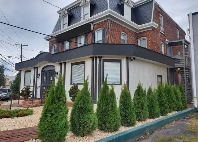 Property at 649 Potomac Ave Unit 651 2nd Floor, Hagerstown, MD, 21740, 1 bed, 1 bath, [object Object]