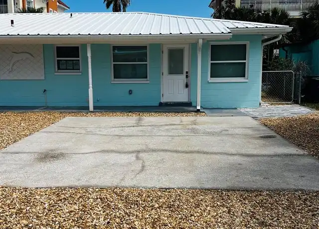 Property at 160 175th Terrace Dr E, Redington Shores, FL, 33708, 1 bed, 1 bath, [object Object]