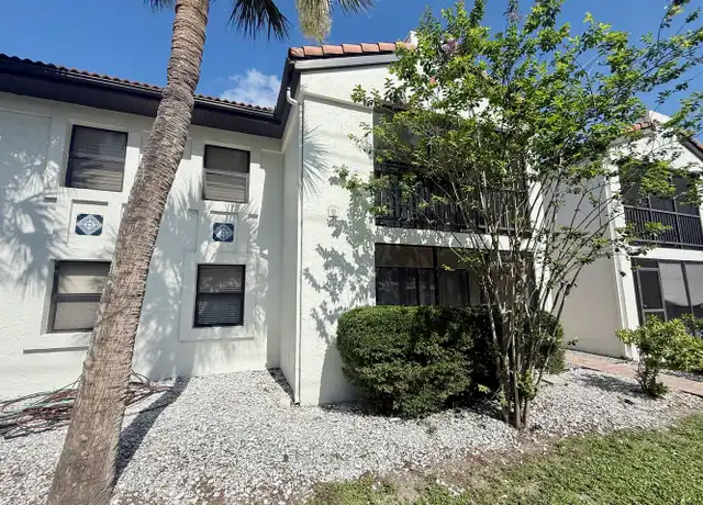 Property at 631 N Orange Ave, Sarasota, FL, 34236, 2 beds, 2 baths, [object Object]
