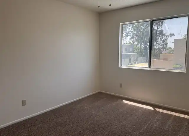 Property at 14013 N 54th Dr, Glendale, AZ, 85306, 2 beds, 1.5 baths, [object Object]
