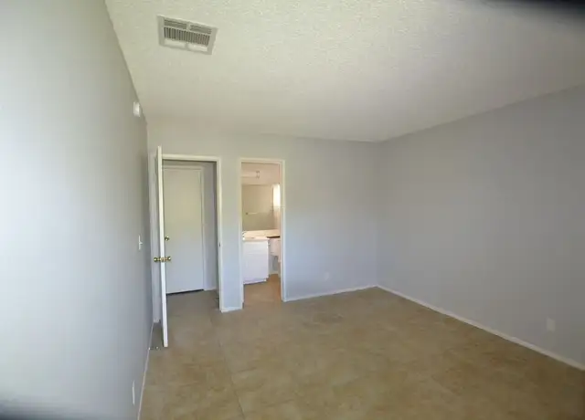 Photo of 2636 N Indian Canyon Dr, Palm Springs, CA 92262