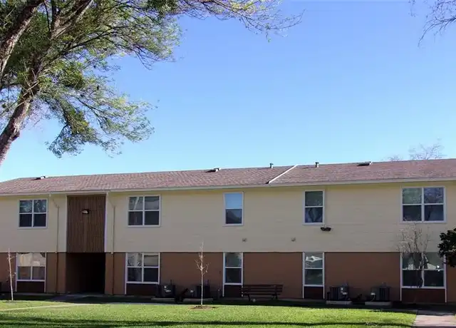 Property at 103 Cornwall Dr, Victoria, TX, 77904, 1 bed, 1 bath, [object Object]