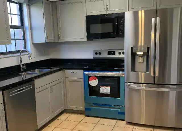 Property at 724 Ohio Pike Unit C, Cincinnati, OH, 45245, 2 beds, 1.5 baths, [object Object]