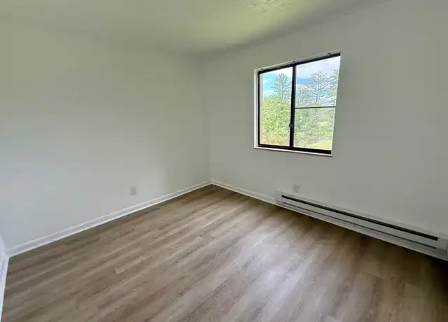 Property at 207 Old Chimney Ridge Rd, Montague, NJ, 07827, 1 bed, 1 bath, [object Object]
