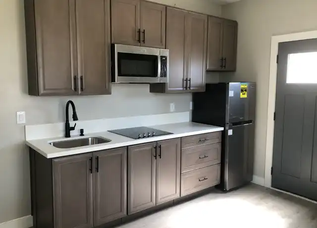 Property at 10156 Flallon Ave Unit 2, Santa Fe Springs, CA, 90670, 0 beds, 1 bath, [object Object]