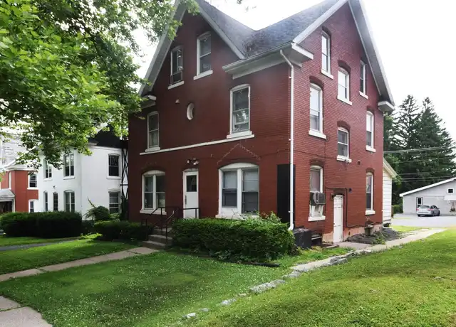 Property at 718 W College Ave Unit 718-1, State College, PA, 16801, 2 beds, 1 bath, [object Object]