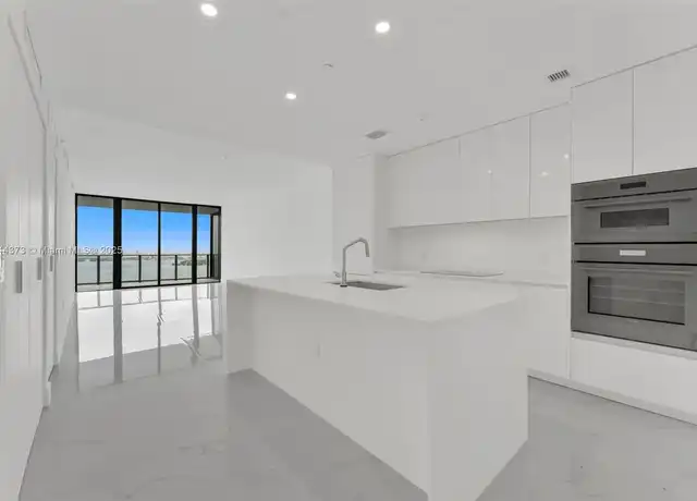 Property at 725 NE 24th St, Miami, FL, 33137, 3 beds, 3 baths, [object Object]