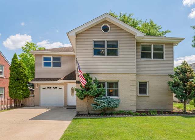 Photo of 641 8th Ave, La Grange, IL 60525