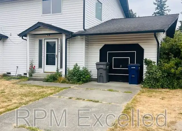 Property at 1706 C St SE Unit B, Auburn, WA, 98002, 2 beds, 1.5 baths, [object Object]