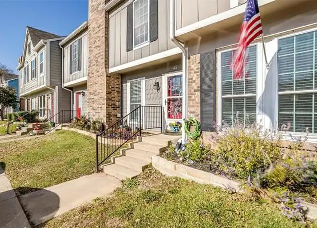 Property at 32 Abbey Rd, Euless, TX, 76039, 2 beds, 1.5 baths, [object Object]