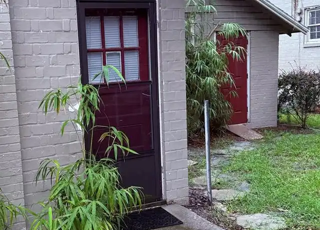 Property at 1110 SW 3rd Ave, Gainesville, FL, 32601, 1 bed, 1 bath, [object Object]
