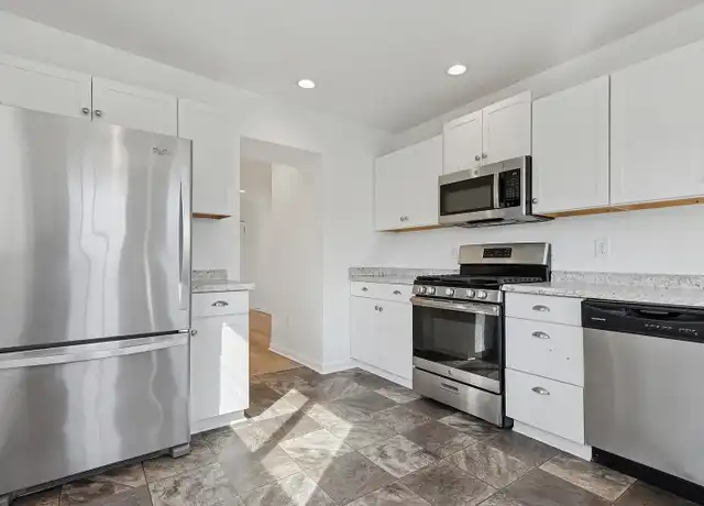 Property at 337 W 5th St, Lansdale, PA, 19446, 3 beds, 2 baths, [object Object]