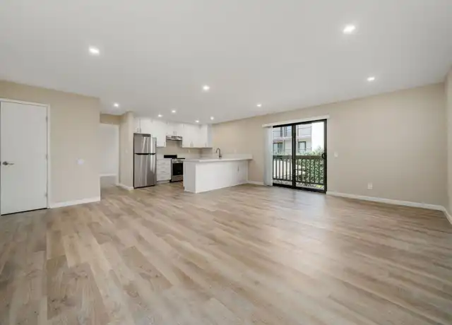 Property at 241 Ocean View Ave, Pismo Beach, CA, 93449, 1 bed, 1 bath, [object Object]