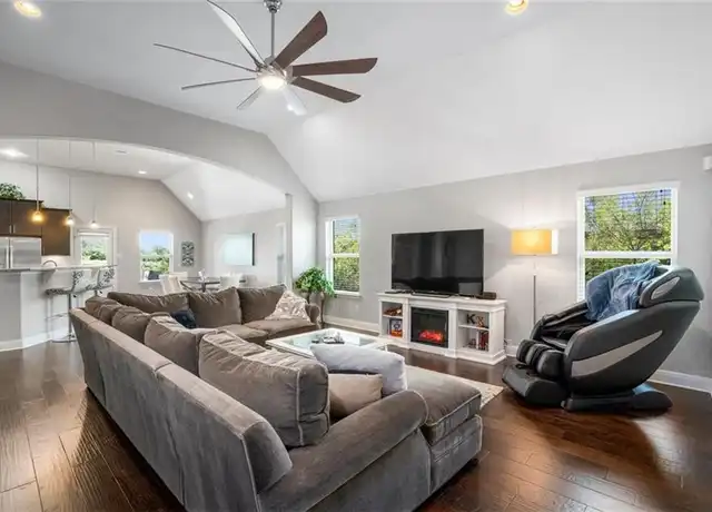 Property at 1805 Morts Pl, Manchaca, TX, 78652, 4 beds, 3 baths, [object Object]