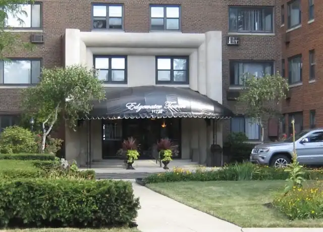 Property at 11720 Edgewater Dr #607, Lakewood, OH, 44107, 1 bed, 1 bath, [object Object]