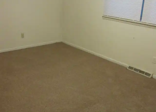 Property at 1612 Anthony St Apt D, Columbia, MO, 65201, 2 beds, 1.5 baths, [object Object]