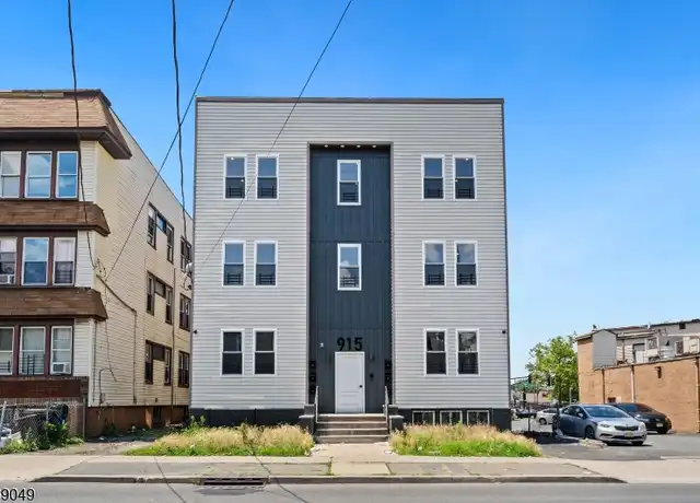 Property at 915 Grove St Unit 2R, Irvington, NJ, 07111, 3 beds, 1.5 baths, [object Object]