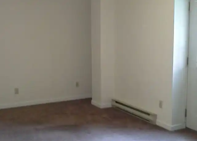 Property at 142 E Bald Eagle St Unit 1A, Lock Haven, PA, 17745, 2 beds, 1 bath, [object Object]