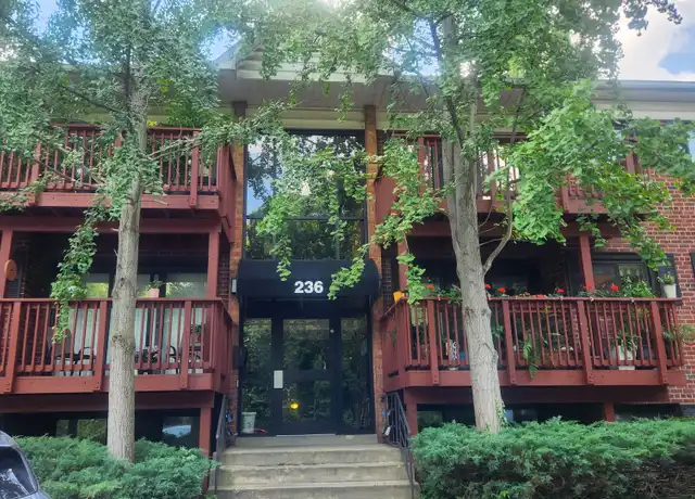 Property at 236 W Taylor Run Pkwy #8, Alexandria, VA, 22314, 2 beds, 1 bath, [object Object]