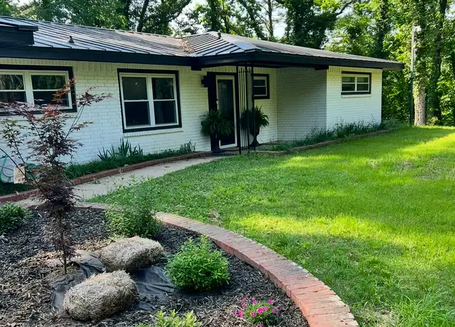 Property at 704 Akers Rd, Hot Springs National Park, AR, 71901, 3 beds, 3 baths, [object Object]