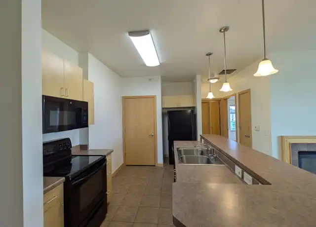 Property at 351 E Main St Unit 313, Sun Prairie, WI, 53590, 1 bed, 1 bath, [object Object]