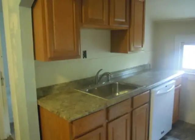 Property at 822 Westcott St Unit 3, Syracuse, NY, 13210, 2 beds, 1 bath, [object Object]