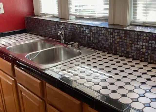 Property at 1906 18th St Unit 6, Bakersfield, CA, 93301, 0 beds, 1 bath, [object Object]