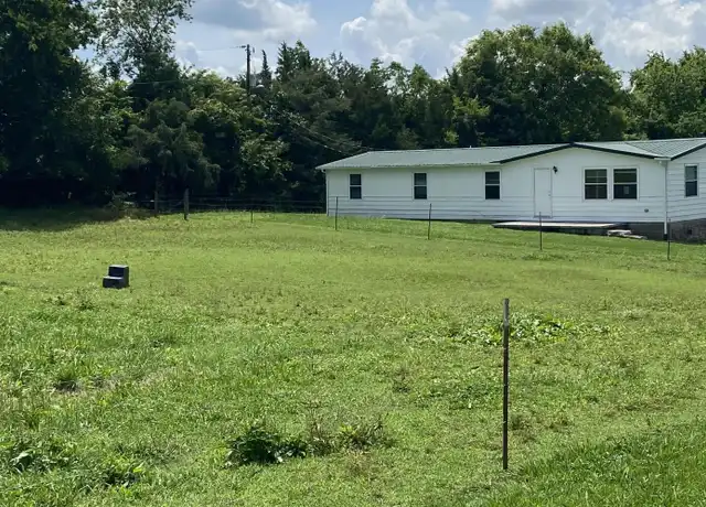 Property at 609 S Carter School Rd, Strawberry Plains, TN, 37871, 3 beds, 2 baths, [object Object]