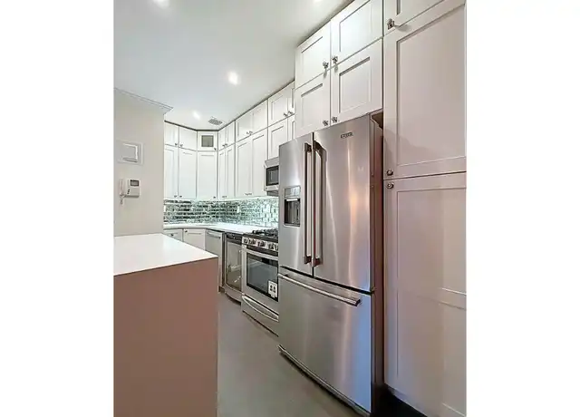 Property at 112 W 72nd St Unit 3B, New York, NY, 10023, 2 beds, 1 bath, [object Object]