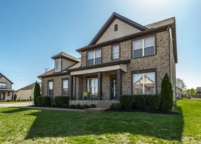 Property at 107 Read Tavern Rd, Hendersonville, TN, 37075, 4 beds, 3 baths, [object Object]