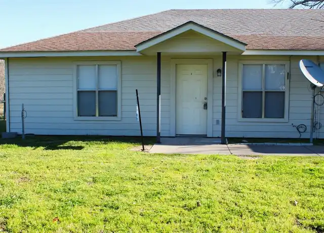Property at 2323 Texas 19 Unit C, Huntsville, TX, 77320, 2 beds, 1 bath, [object Object]