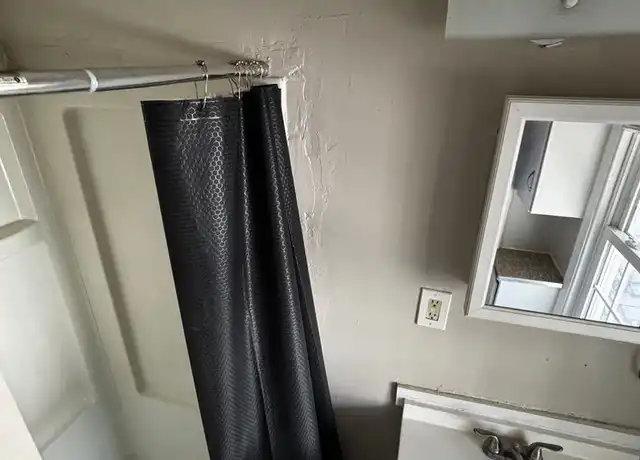 Property at 2715 Stone Park Blvd Unit 3, Sioux City, IA, 51104, 0 beds, 1 bath, [object Object]