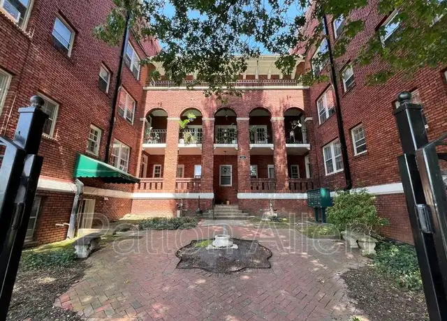 Property at 116 E Chestnut St Unit 34, Asheville, NC, 28801, 2 beds, 1 bath, [object Object]