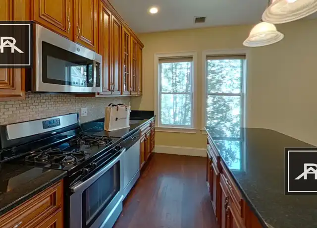 Property at 83 Hillside St Unit 2, Mission Hill, MA, 02120, 4 beds, 2 baths, [object Object]